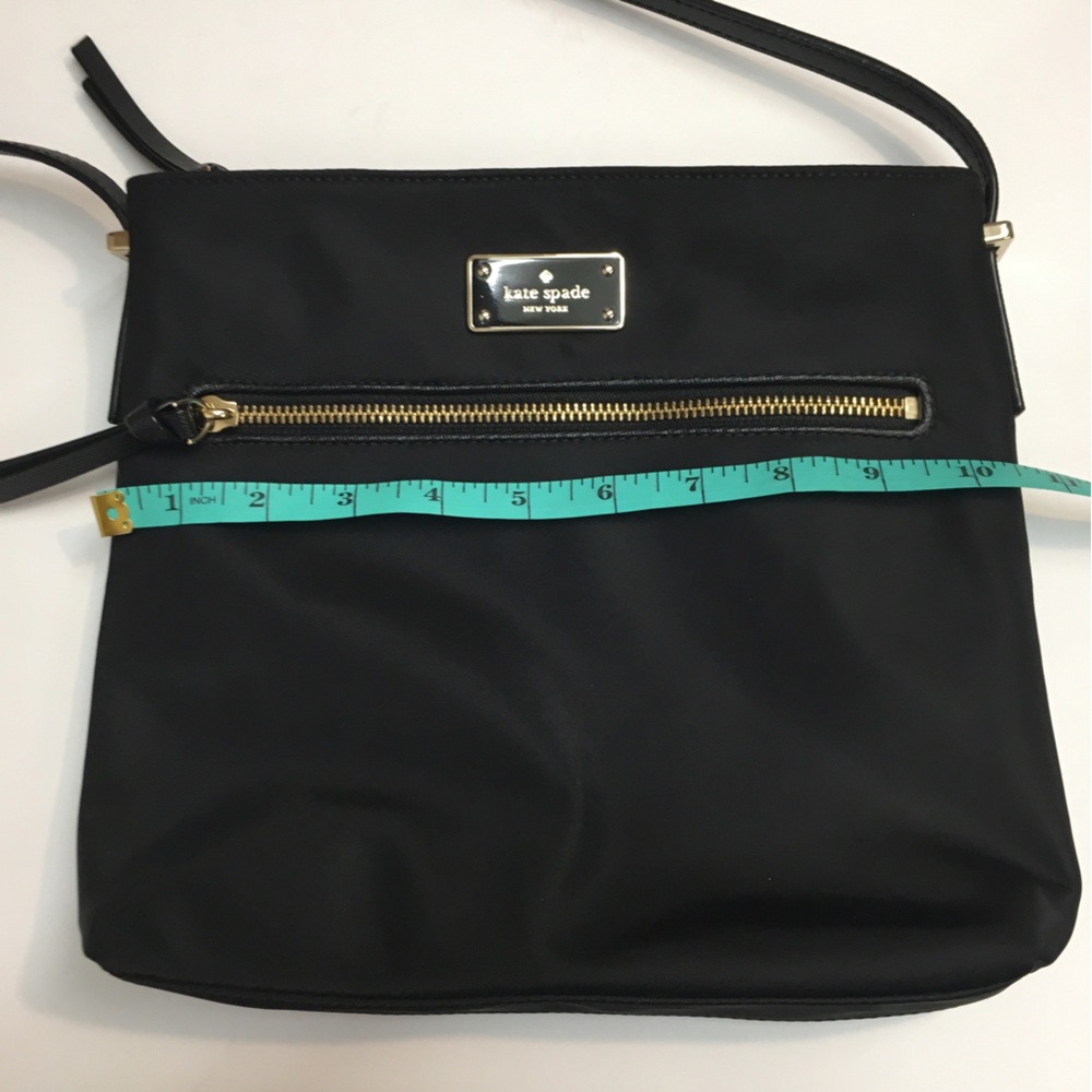 Kate Spade Medium Nylon Crossbody Handbag Black Gold Classic Preppy - Picture 15 of 16